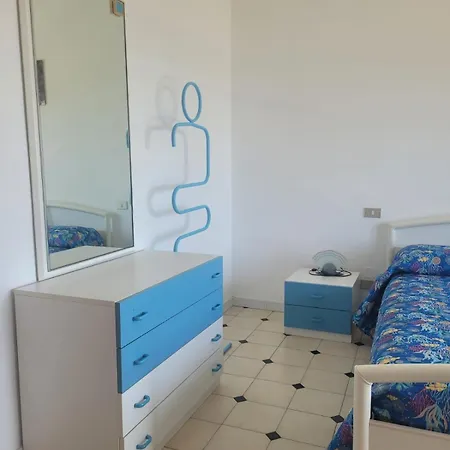 Affacciati Sul Mare * 마리나디지오이사이오니카