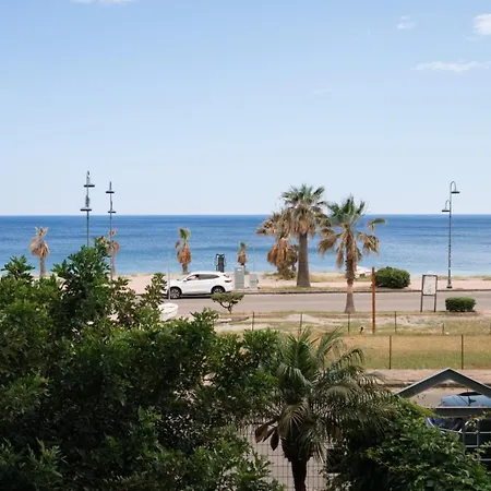 Affacciati Sul Mare *